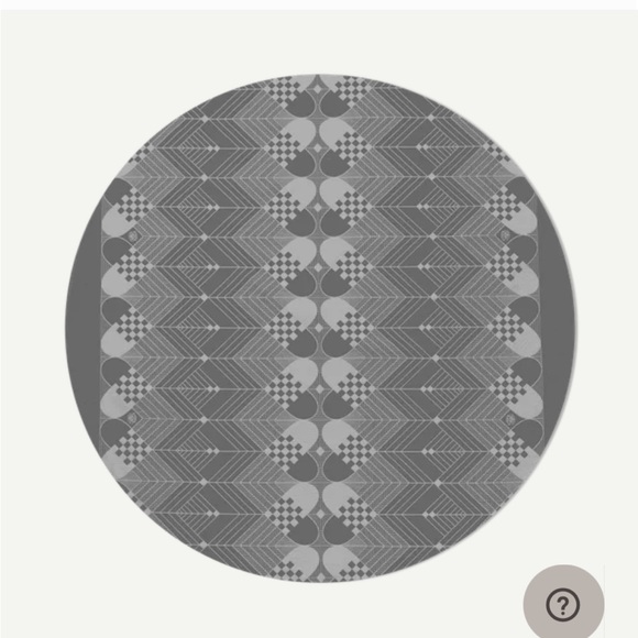 NWOT Georg Jensen Damask Round Christmas Tablecloth - Picture 2 of 6